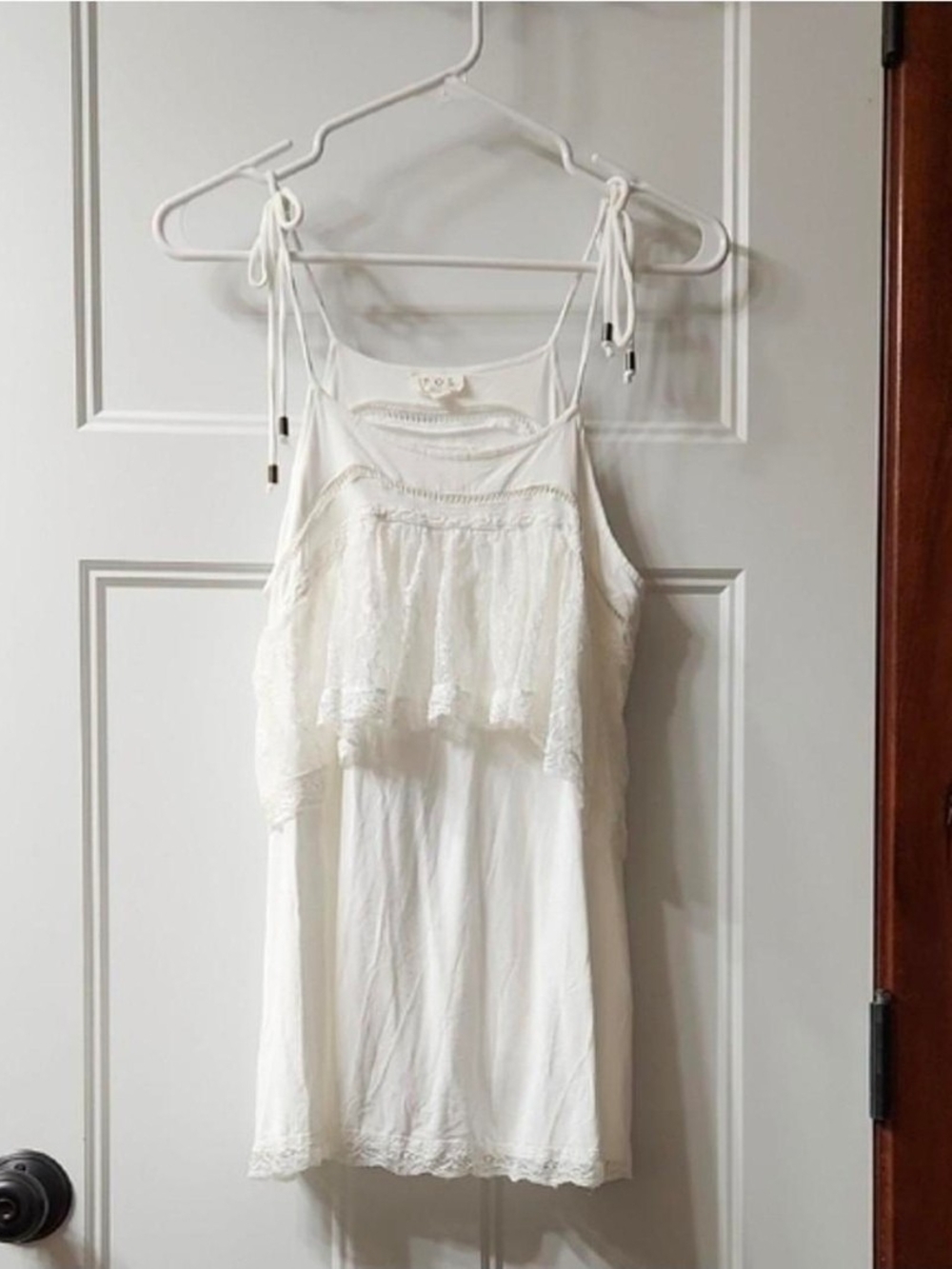 POL White Lace Tie-Shoulder Tank